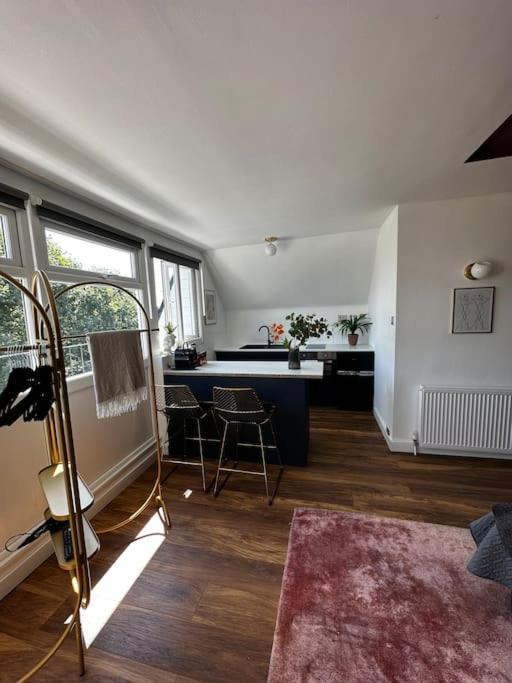 Appartamento Boutique Near Regent's Park N10 Londra